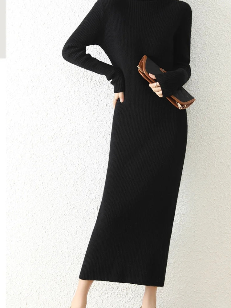 Robe pull en laine col roulé