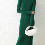 Robe pull en laine col roulé