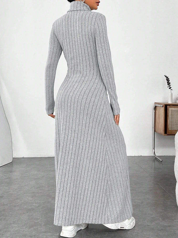 Robe pull longue col roulé